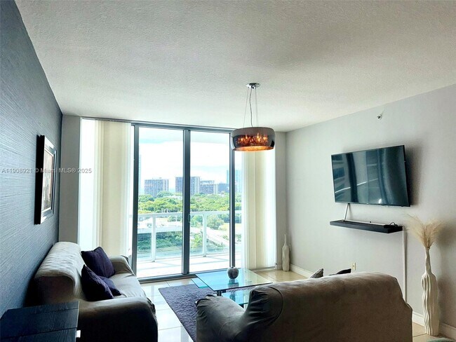 Building Photo - 79 SW 12th St