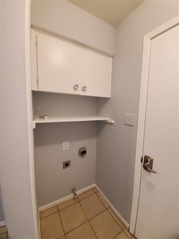 Building Photo - 1200 Bryn Mawr Pl
