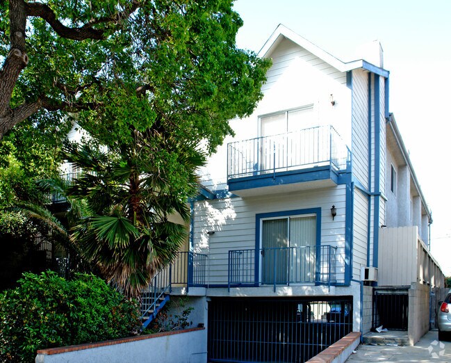 Primary Photo - 3771 Keystone Ave
