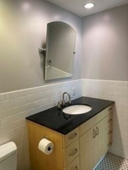 Primary Bath - 9 W Broadway