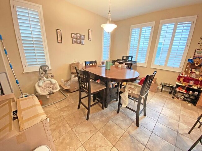 Building Photo - 1715 Salamoni Ct