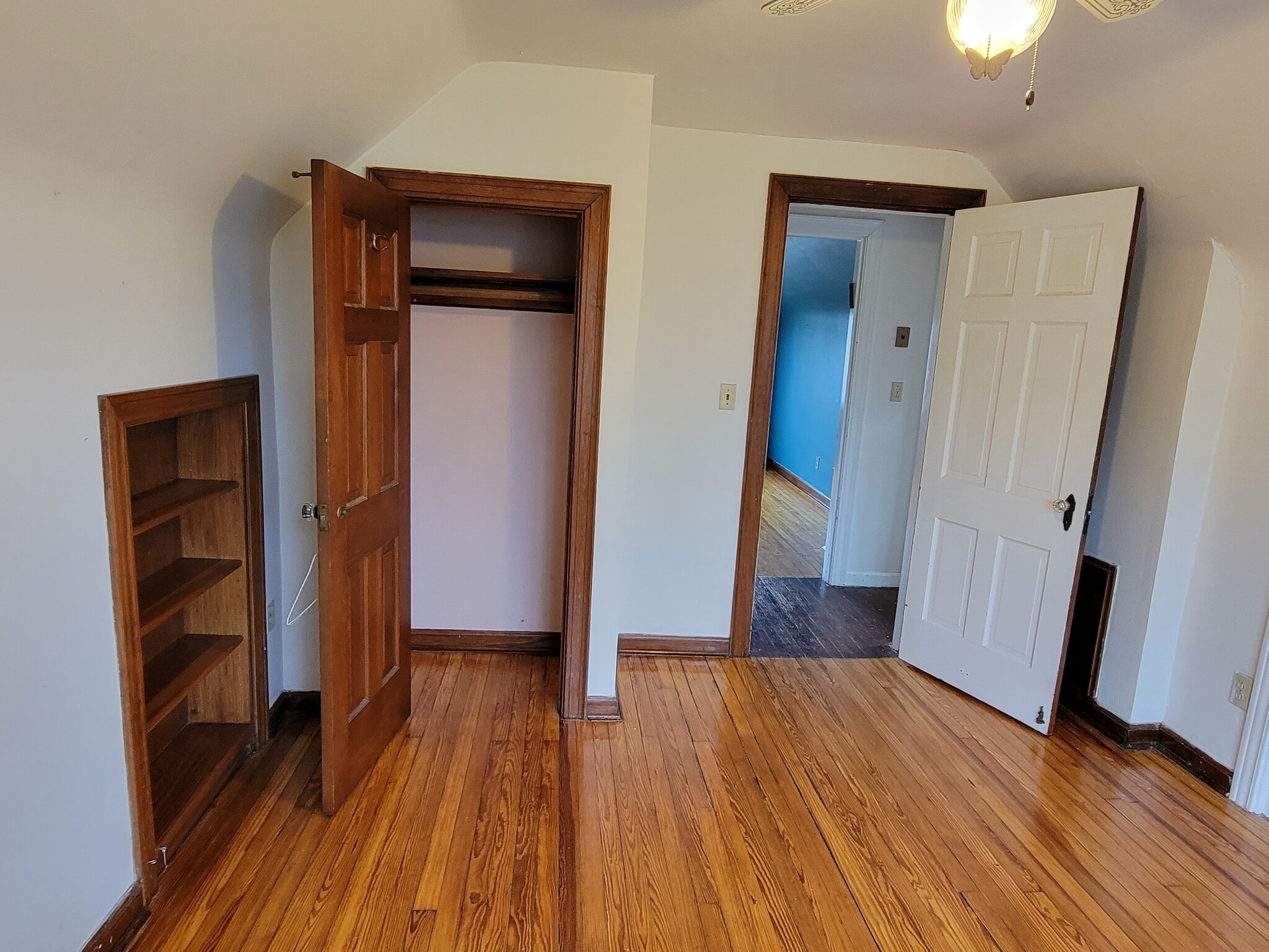 Building Photo - 4317 Duneden Ave