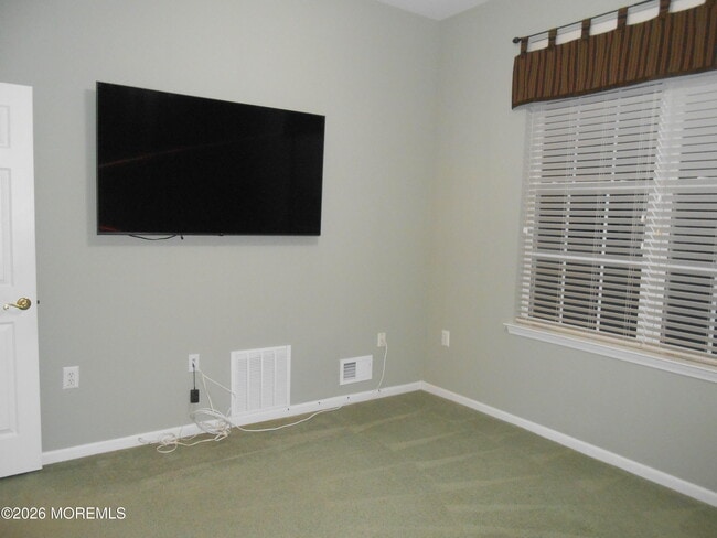 Building Photo - 10 Headwaters Pl