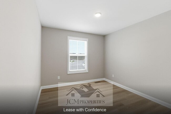 Building Photo - 117 Lambert Fld