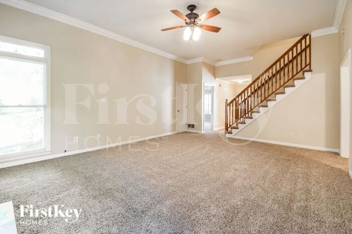 Building Photo - 3925 Hamilton View Way NE
