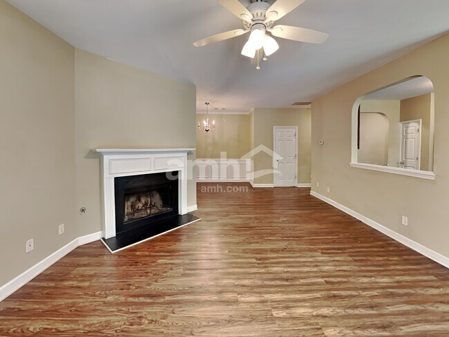 Building Photo - 191 Southwind Ln