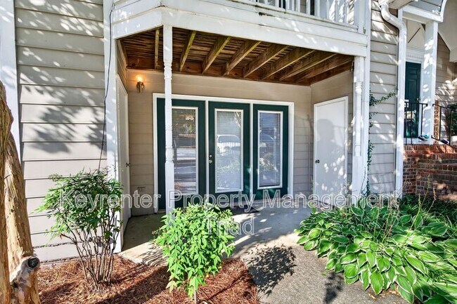Building Photo - 3701-377D Cotswold Terrace