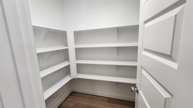 Building Photo - 920 Rosemary Hl Dr