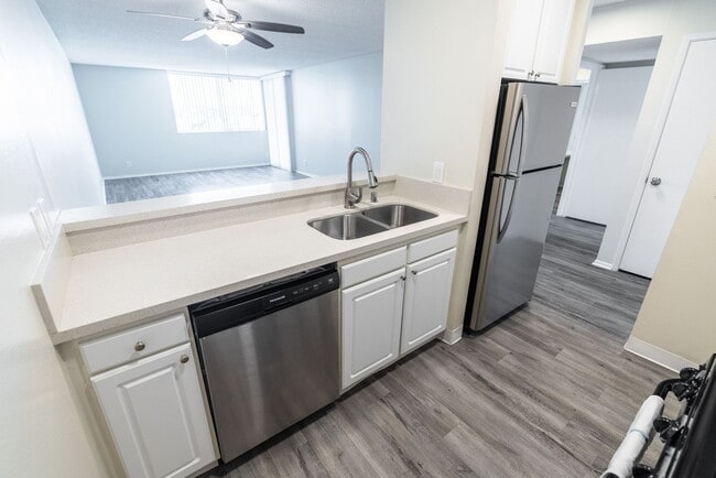 Interior Photo - 4200 S Harbor Blvd