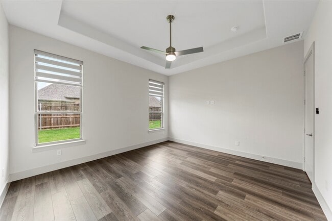 Building Photo - 2089 Abela Dr