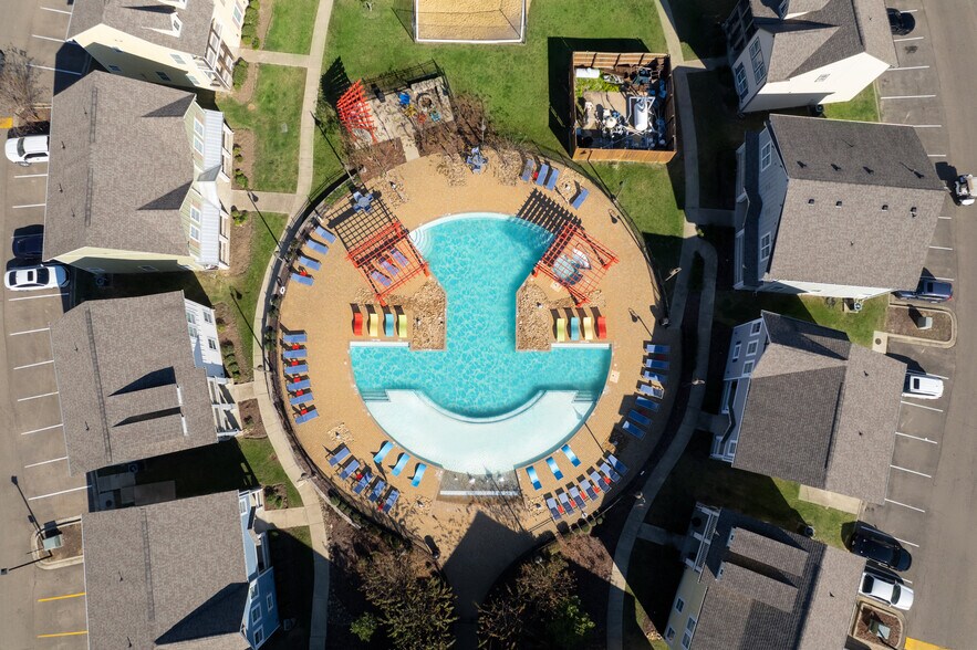 The Grand at Starkville 2041 Blackjack Rd Starkville MS 39759