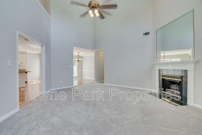 Building Photo - 486 Granite Point