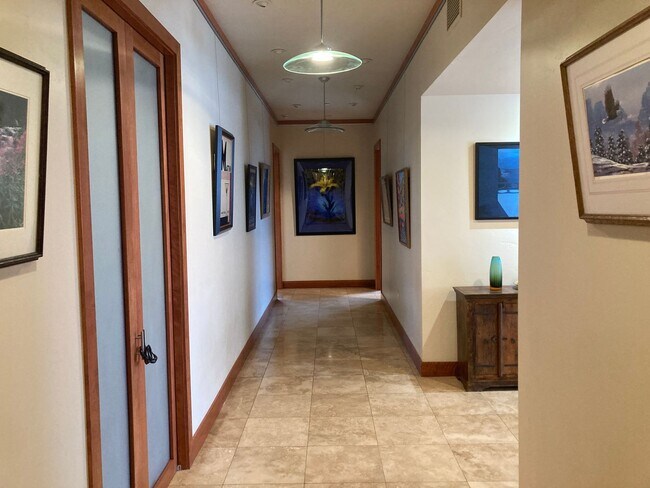 Building Photo - 1201 Main Ave