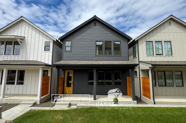 Building Photo - Brand New! Modern Home in Trestlewood – Wh...