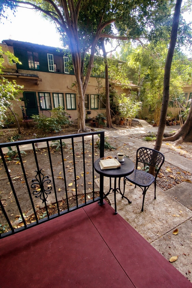 Front Yard - 7270 1/2 Fountain Ave