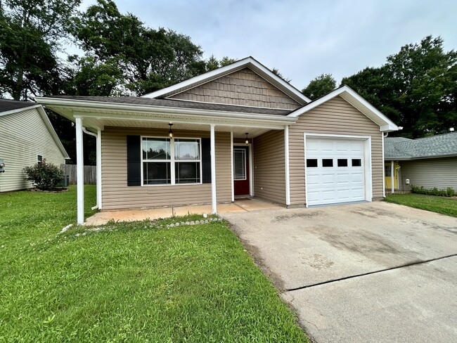 Building Photo - 287 Wrightsburg Way