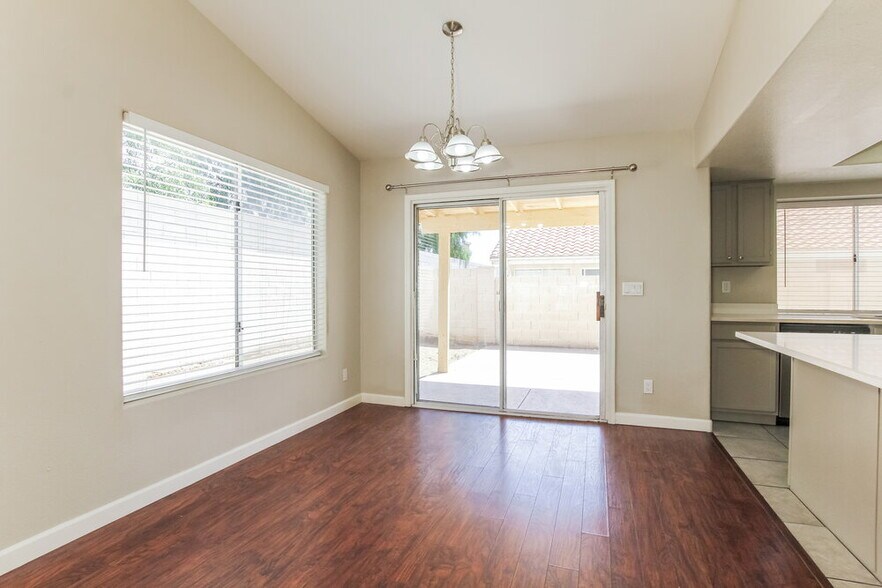 Building Photo - 7045 N 28th Ave
