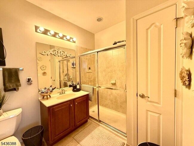 Building Photo - 6209 Brookhaven Court