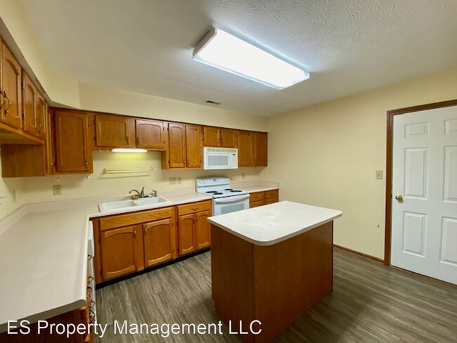 Building Photo - 2 br, 2.5 bath House - 5405 Bay Harbor Drive