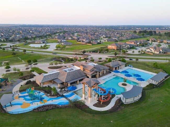 Building Photo - 29418 Emilys Rock Ln