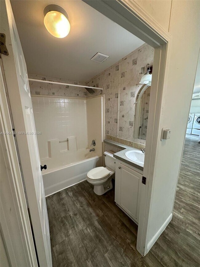 Building Photo - 11832 Leeward Pl