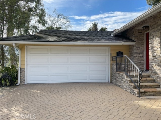 Building Photo - 3001 Palos Verdes Dr N