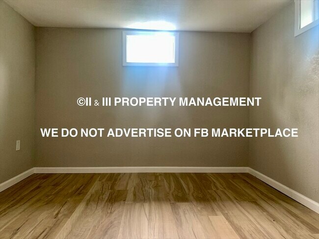 Building Photo - 3013 S Mason Ave