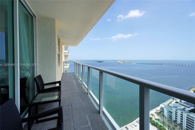 Building Photo - 1155 Brickell Bay Dr