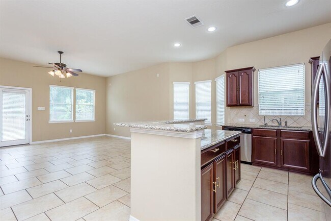 Building Photo - 4035 Merry Meadow Ct