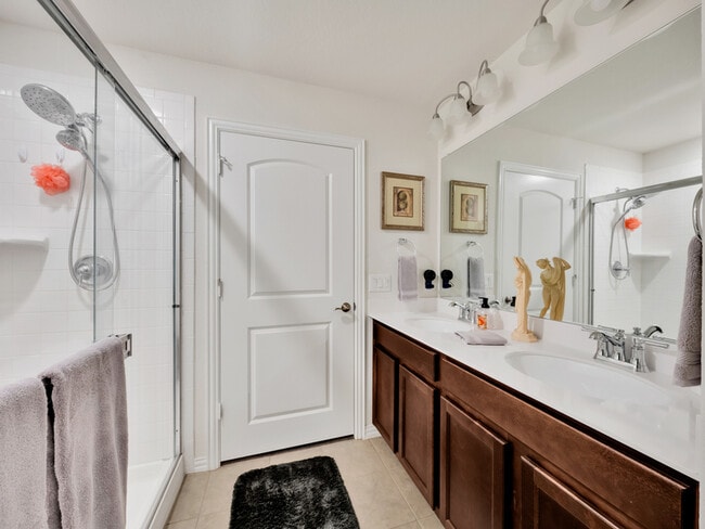 Building Photo - 1264 Revolution Dr