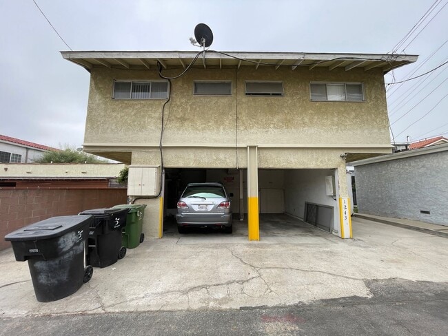 Building Photo - The Bungalows on 26TH