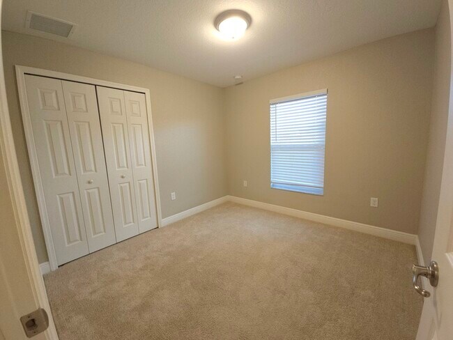 Building Photo - 106 Marion Oaks Pass