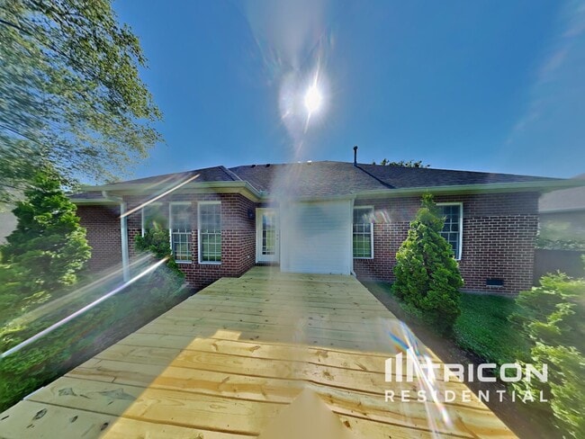 Building Photo - 419 Fieldstone Dr