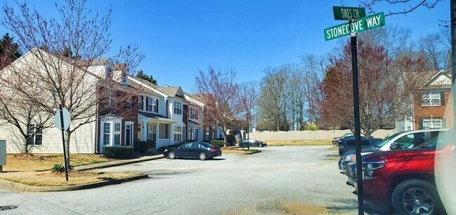 Building Photo - Your New Home is at Cobblestone Cove! Comi...