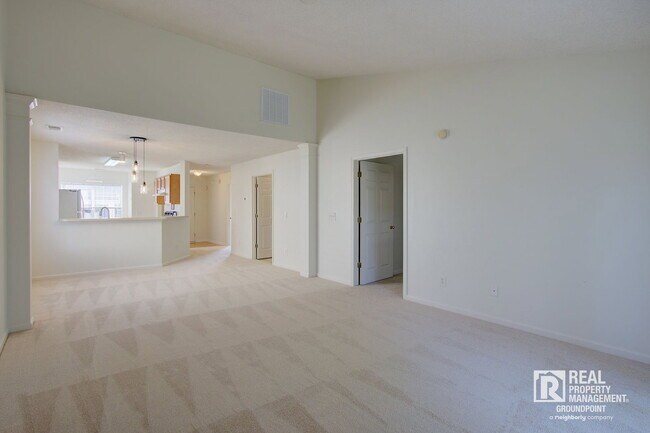Building Photo - 239 Dupont Way