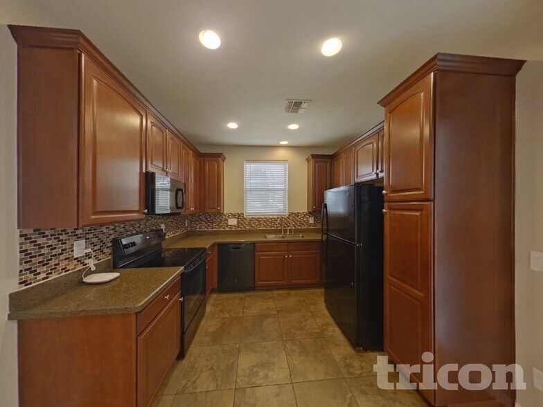 Building Photo - 451 S Hawes Rd