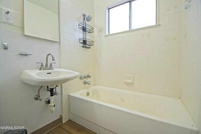 Building Photo - 2220 Nelson Way