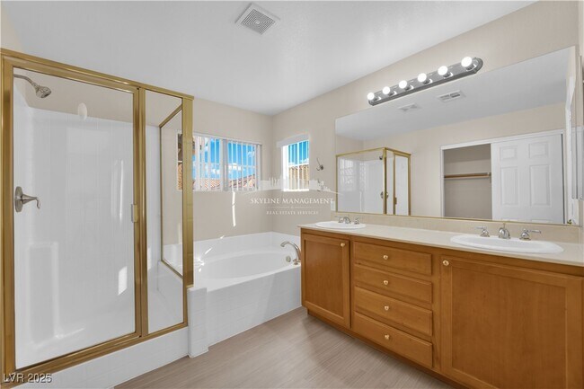 Building Photo - 8661 Rowland Bluff Ave