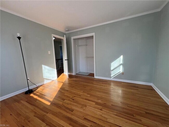 Building Photo - 424 Old Forge Ct