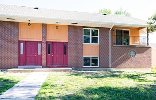 Building Photo - 1517 Mount View Ln