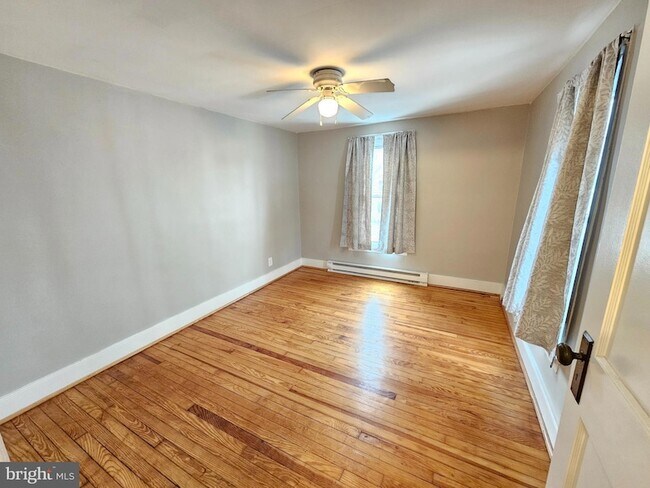 Building Photo - 2054 Swamp Pike