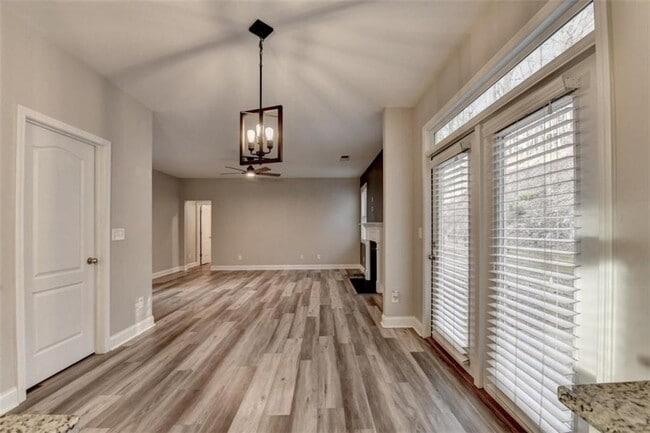 Building Photo - 359 Shiloh Manor Dr