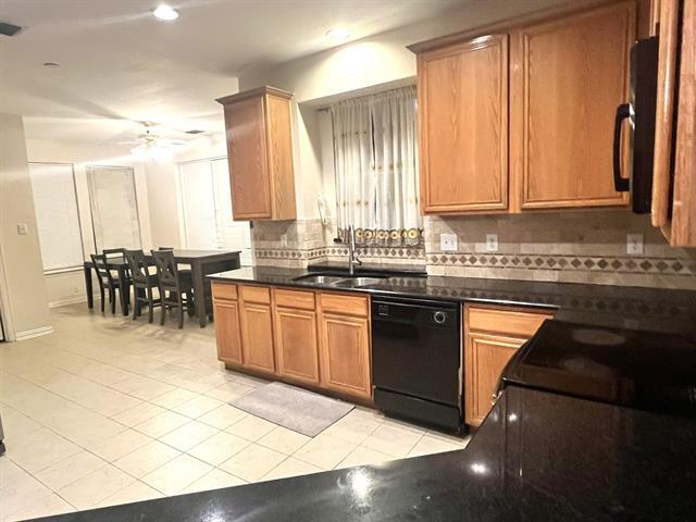 Building Photo - 5017 Remington Dr