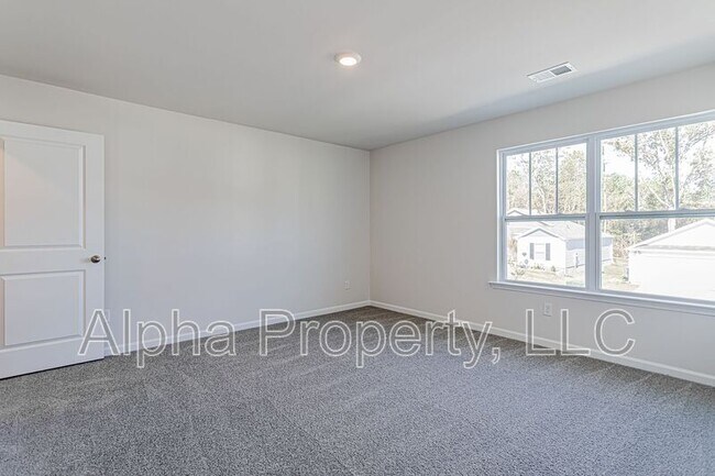 Building Photo - 816 Wolverine Ln