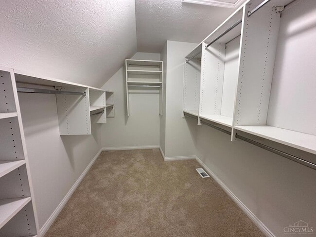 Building Photo - 2355 Henesy Ln