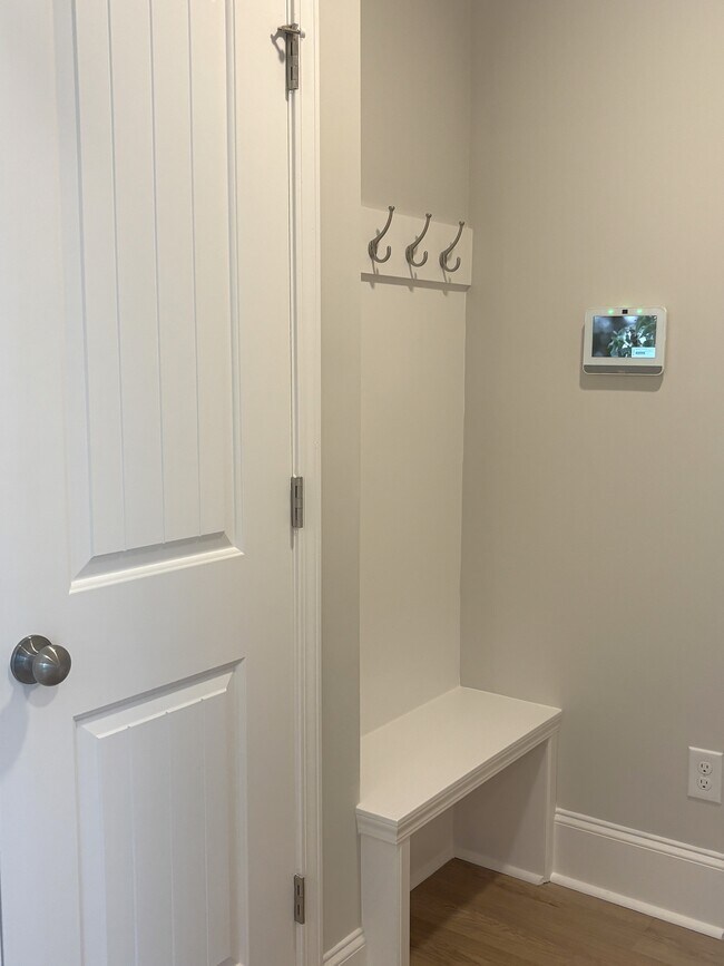 Building Photo - 8110 Bannock Cir