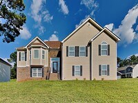 Building Photo - Beautiful 6 Bedroom Home located in Hampton!