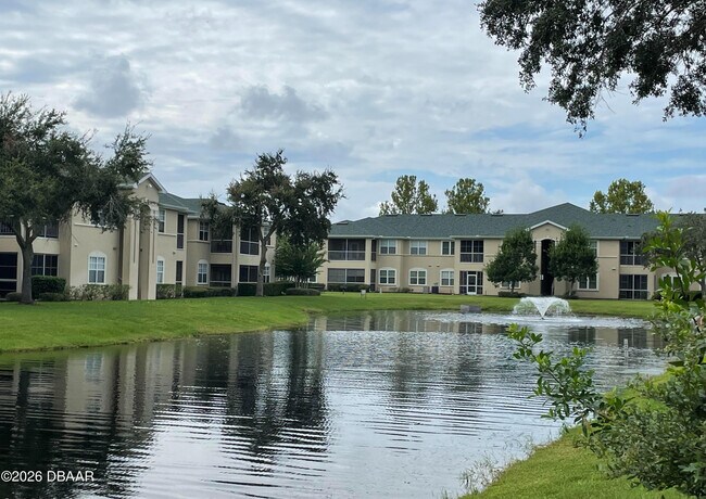 Building Photo - 830 Airport Rd