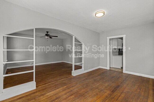 Building Photo - 40 S Hartnett Ave