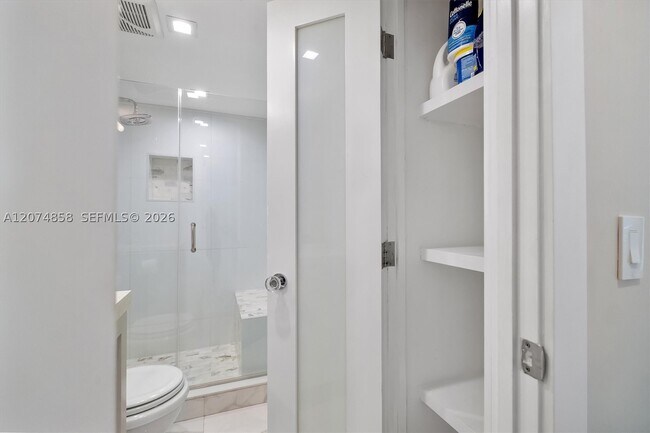 Building Photo - 5555 Collins Ave
